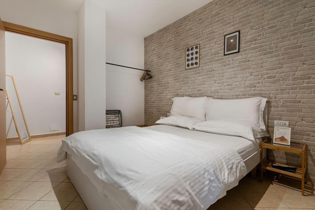 New Bazaar Apartment Тирана Екстериор снимка