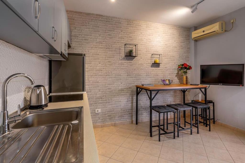 New Bazaar Apartment Тирана Екстериор снимка
